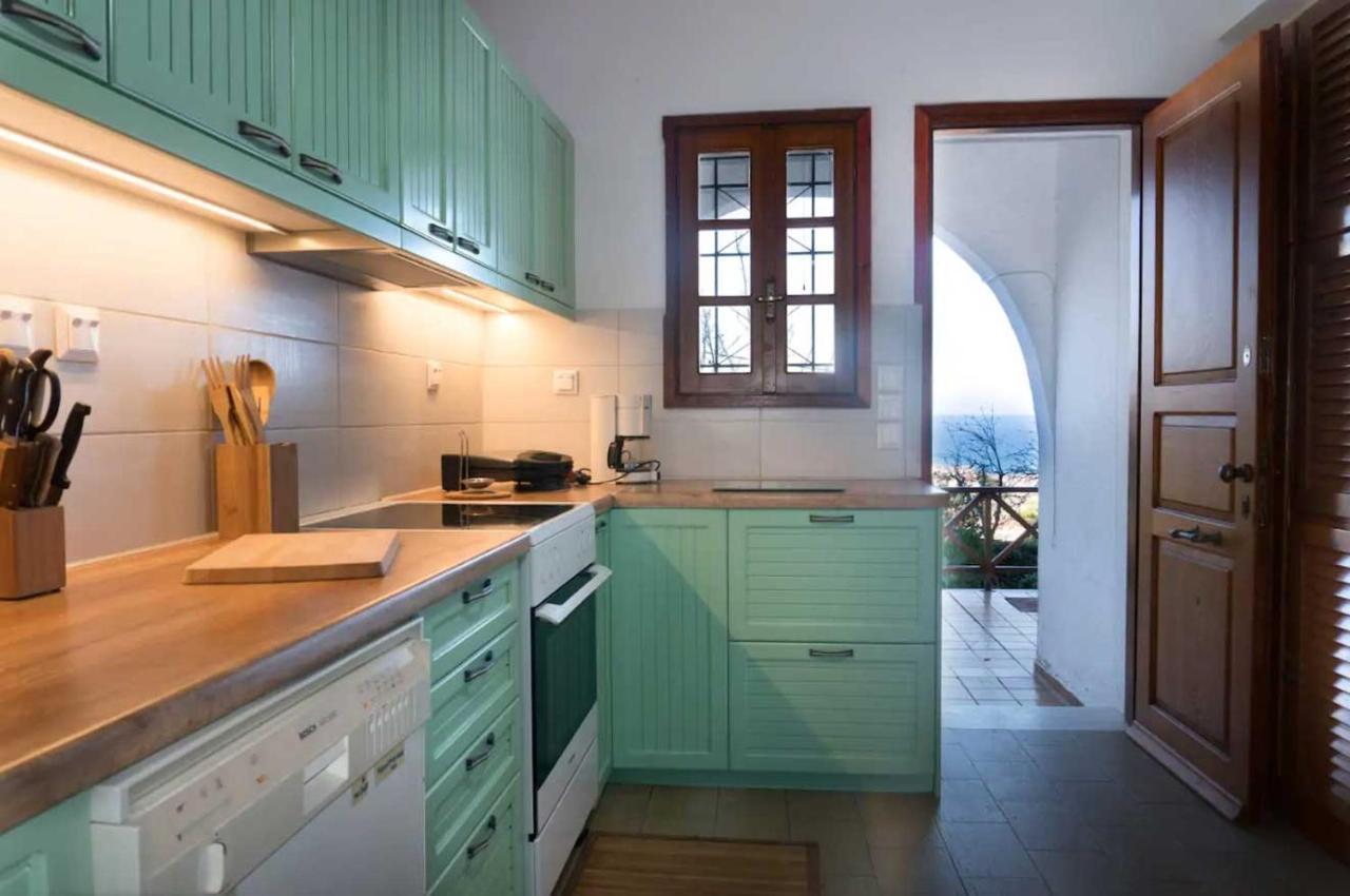 Mitsa With Stunning View On The Hill Ferienhaus Argassi