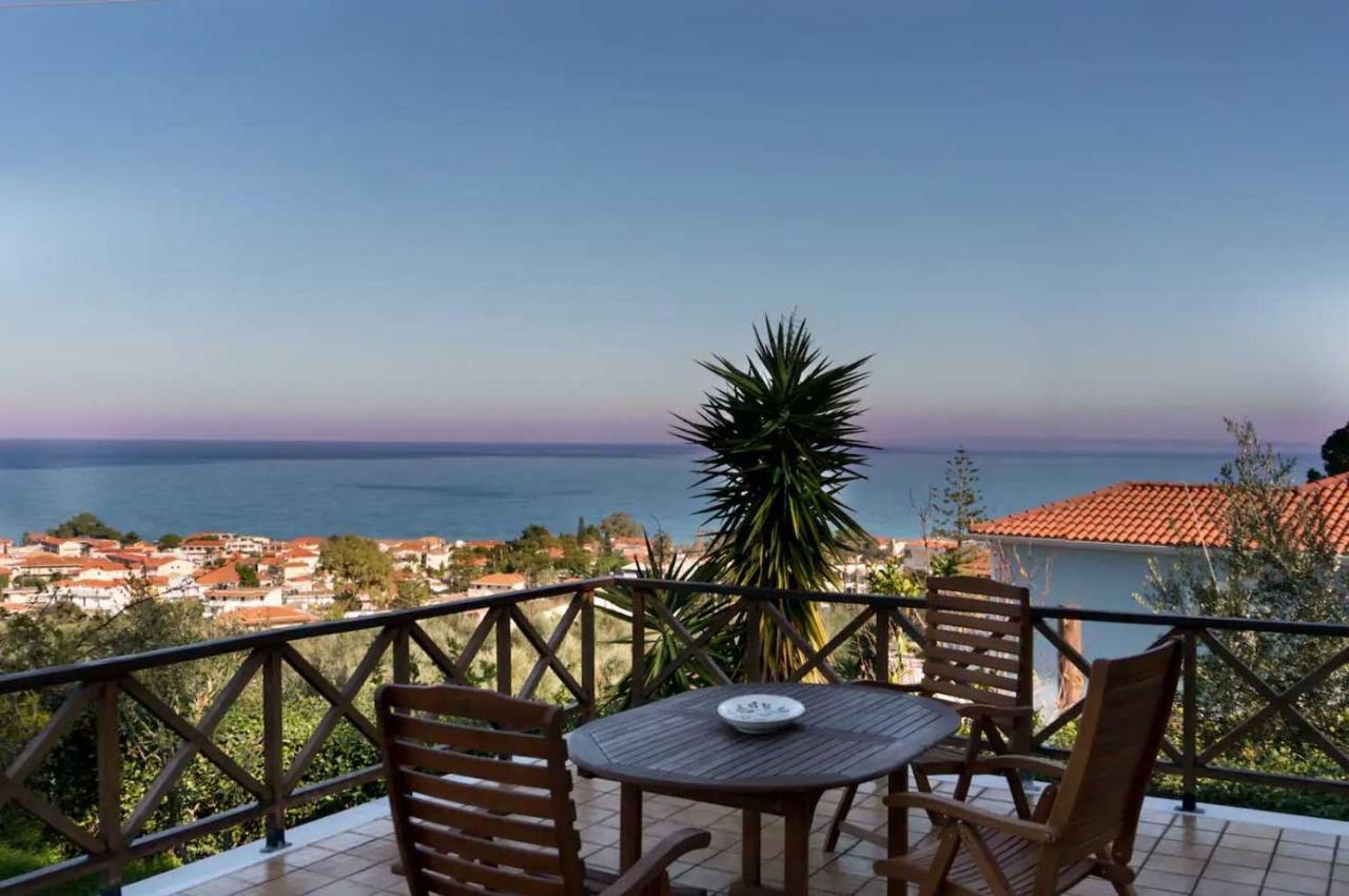 Mitsa With Stunning View On The Hill Ferienhaus Argassi